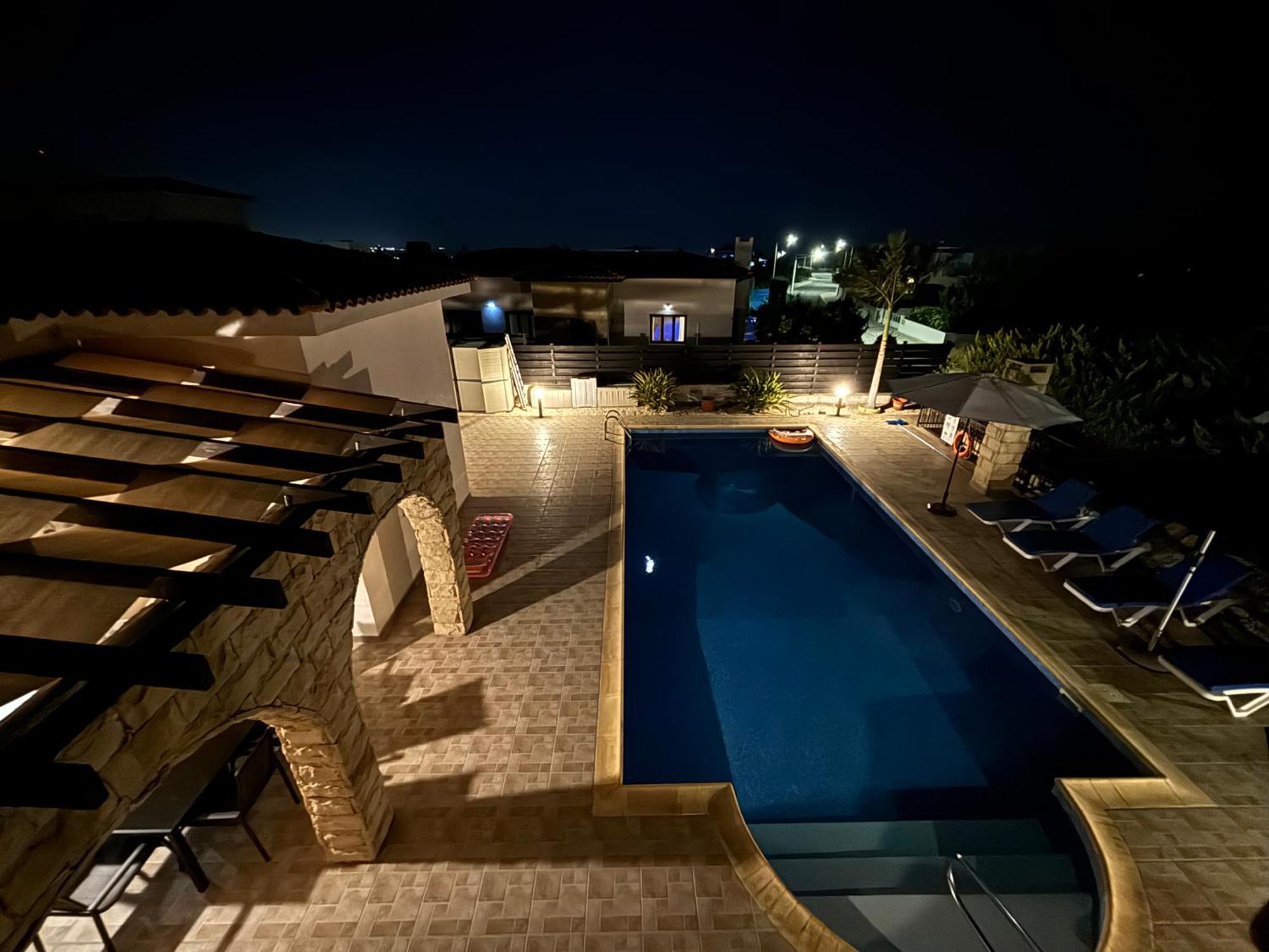 Villa Imperial Sea-caves Private Pool *
